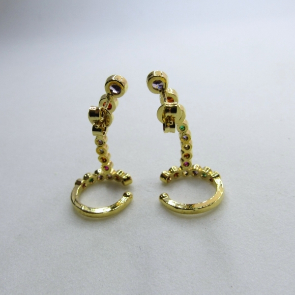 Brinco Ear Cuff com Piercing Fake e Zircônias Colorida Banhado em Ouro 18k - Dourado