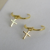 Brinco Argolinha com Cruz Banhado em Ouro 18k - Dourado