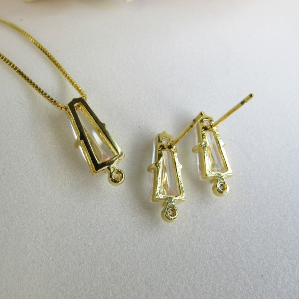 Conjunto Trapézio em Zircônia - Dourado