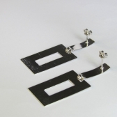 Brinco com Fio Retangular Banhado em Ródio Branco - Branco