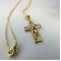 Colar com Pingente de Cruz e Face de Jesus Banhado em Ouro 18k - Dourado