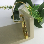 Brinco Argola em Forma de Coração Lateral Larga Banhado em Ouro 18k - Dourado