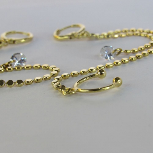 Brinco Argolinha Corrente com Ponto de Luz e Piercing Fake Banhado em Ouro 18k - Dourado