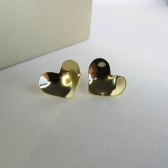 Brinco Coração Oval Banhado em Ouro 18k - Dourado