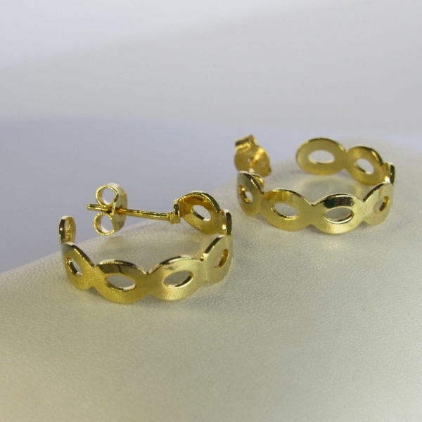 Brinco Argolinha com Vazados Ovais Banhado em Ouro 18k - Dourado