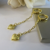 Brinco Argolinha com Corrente e Coração Banhado em Ouro 18k - Dourado