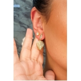 Brinco Médio Com Fio e Coração com Vários Vazados Banhado em Ouro 18k - Dourado