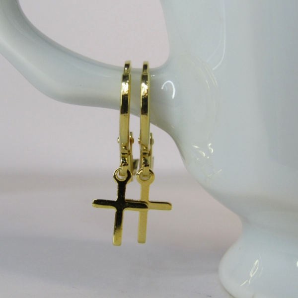 Brinco Argolinha com Cruz Banhado em Ouro 18k - Dourado