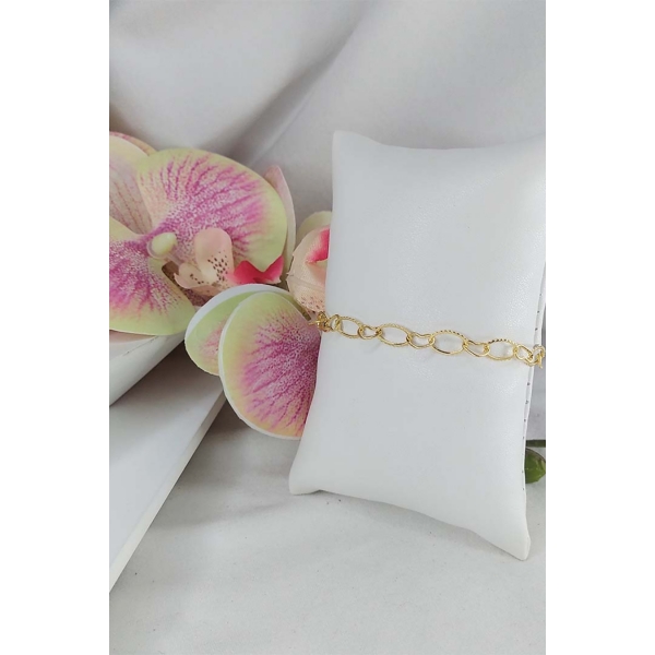 Pulseira Com Elos Ovais Intercalados Com Elos de Corações Banhado em Ouro 18k - Dourado