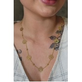 Colar Longo com Bolinha e Flor Banhado em Ouro 18k - Dourado