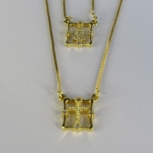 Escapulário Nossa Senhora Aparecida Com Zircônia Banhado em Ouro 18k - Dourado