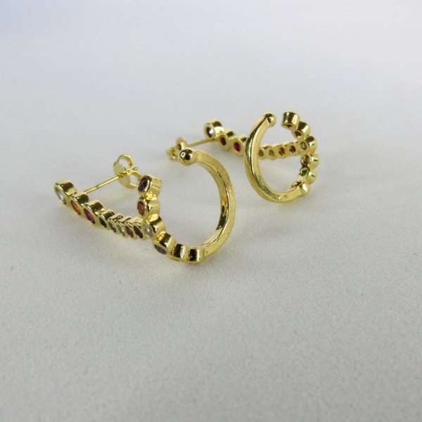 Brinco Ear Cuff com Piercing Fake e Zircônias Colorida Banhado em Ouro 18k - Dourado