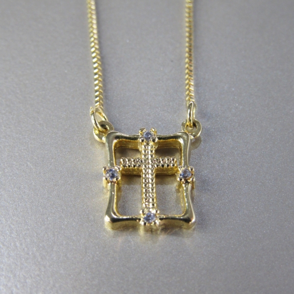 Escapulário Nossa Senhora Aparecida Com Zircônia Banhado em Ouro 18k - Dourado