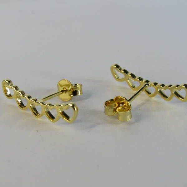 Brinco Ear Cuff Mini Corações Vazados Banhado em Ouro 18k - Dourado
