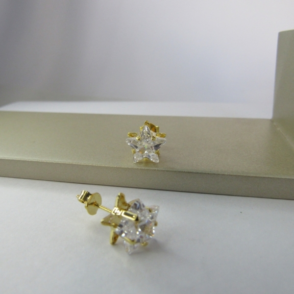 Brinco Estrela Grande com Zircônia Banhado em Ouro 18k - Dourado