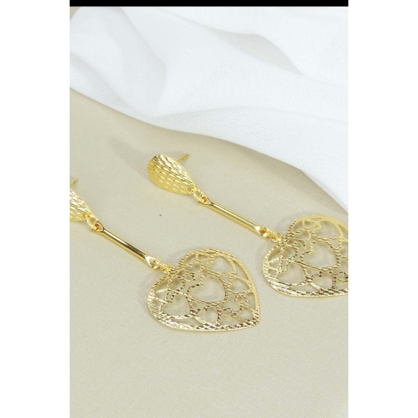 Brinco Médio com Corações Vazados Banhado em Ouro 18k - Dourado