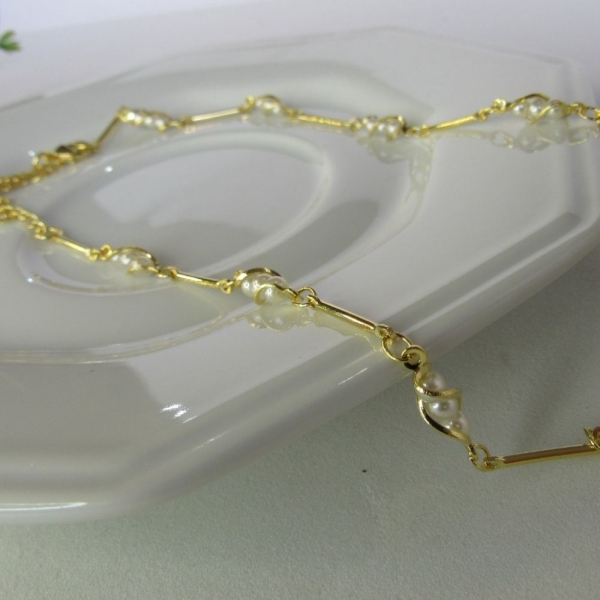 Colar com Corrente de Mini Pérolas Banhado em Ouro 18k - Dourado