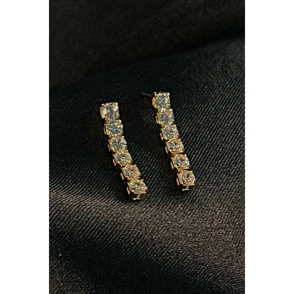 Brinco Pequeno Fio Com Cinco Zircônia Banhado em Ouro 18k - Dourado