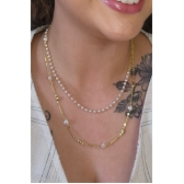 Colar Duplo com Corrente de Pérola e Mini Corações Dourados Banhado em Ouro 18k - Dourado