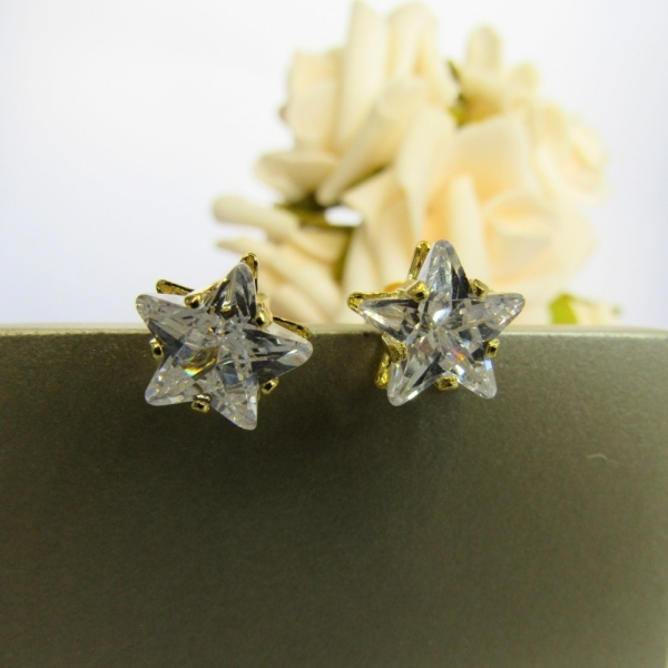 Brinco Estrela Grande com Zircônia Banhado em Ouro 18k - Dourado