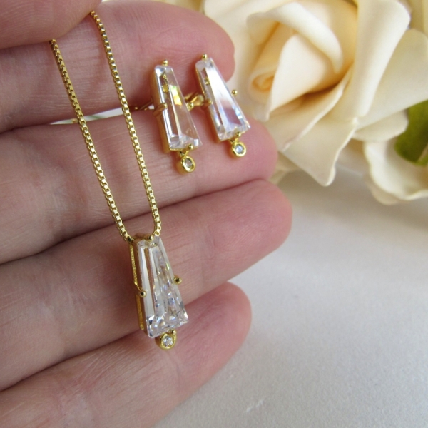 Conjunto Trapézio em Zircônia - Dourado