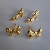 Duo de Sapatinho e Laço Banhado em Ouro 18k - Dourado