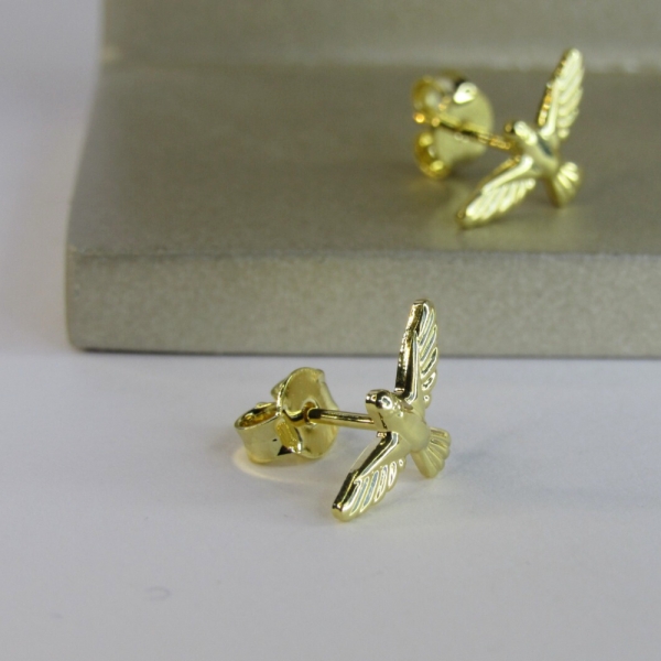 Brinco Pequeno de Espirito Santo Banhado em Ouro 18k - Dourado