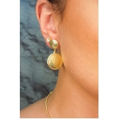 Brinco Médio Medalha Pai Nosso Banhado em Ouro 18k - Dourado