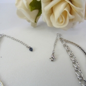 Colar Duplo com Correntes Grossas Banhado em Ródio Branco - Prateado