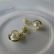 Brinco Pequeno com Perola e Trabalhado com Zircônia Banhado em Ouro 18k - Dourado