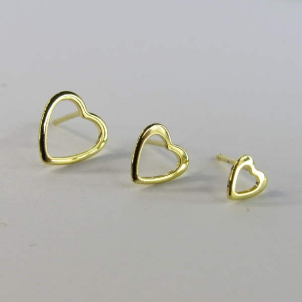 Trio de Corações Vazados Banhado em Ouro 18k - Dourado