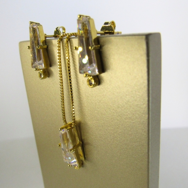 Conjunto Trapézio em Zircônia - Dourado