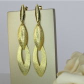 Brinco Grande de Folhas Sobrepostas Banhado em Ouro 18k - Dourado