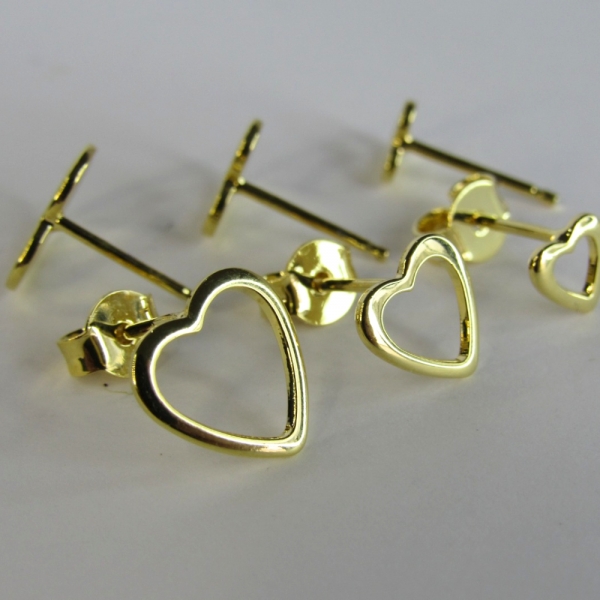 Trio de Corações Vazados Banhado em Ouro 18k - Dourado