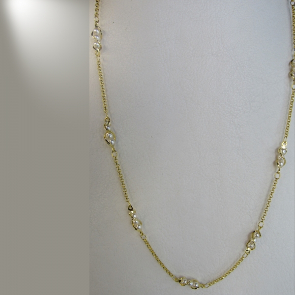 Colar com Corrente de Mini Pérolas Banhado em Ouro 18k - Dourado