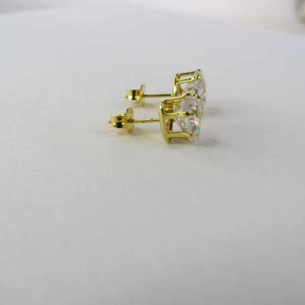 Brinco Zircônias de Coração Grande Banhado em Ouro 18k - Dourado