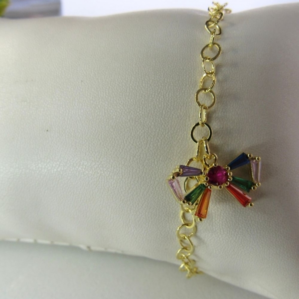 Pulseira Com Laço De Zircônias Coloridas Banhado em Ouro 18k - Dourado