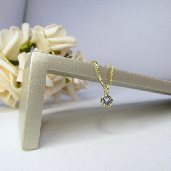 Choker Com Ponto De Luz Banhado em Ouro 18k - Dourado