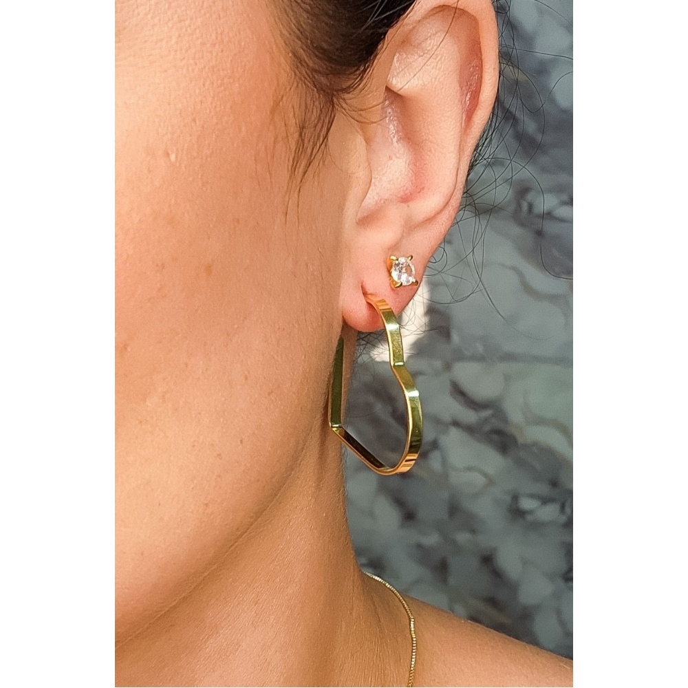 Brinco Argola em Forma de Coração Lateral Larga Banhado em Ouro 18k - Dourado