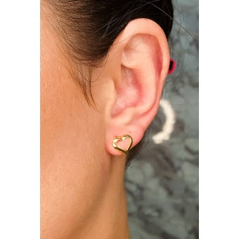 Brinco Pequeno de Coração Vazado Banhado em Ouro 18k