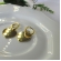 Brinco Argolinha com Chapa de Coração Banhado em Ouro 18k - Dourado