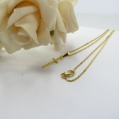 Colar Pingente Cruz com Detalhe de Zircônia Banhado em Ouro 18k - Dourado