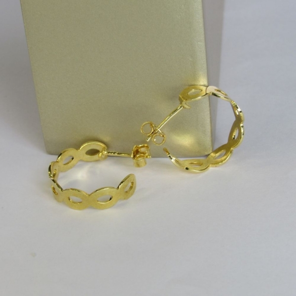 Brinco Argolinha com Vazados Ovais Banhado em Ouro 18k - Dourado