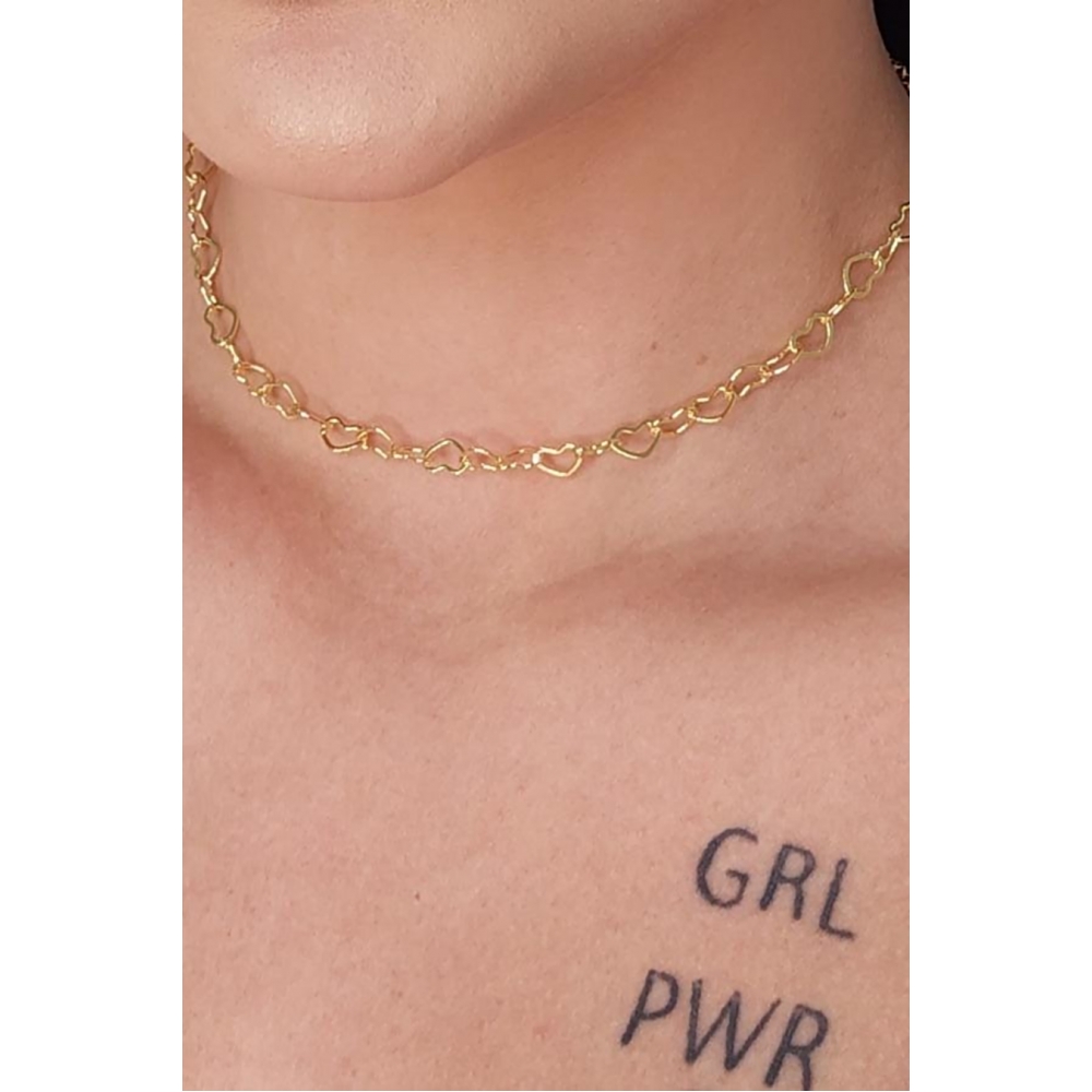Choker com Coração Vazado Pequeno Interligado Banhado em Ouro 18k - Dourado