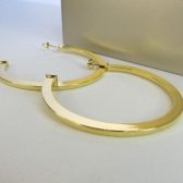 Brinco Argola Grande Clássica Banhado em Ouro 18k - Dourado