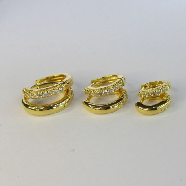 Trio de Brincos de Argolinha com Fio Lateral Banhado em Ouro 18k - Dourado