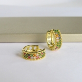 Brinco Argolinha Com Micro Zircônias Coloridas Banhado em Ouro 18k - Dourado