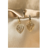 Brinco Médio Com Fio e Coração com Vários Vazados Banhado em Ouro 18k - Dourado