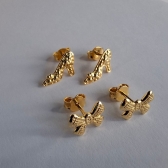 Duo de Sapatinho e Laço Banhado em Ouro 18k - Dourado