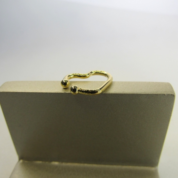 Piercing Fake Forma de Coração Banhado em Ouro 18k - Dourado